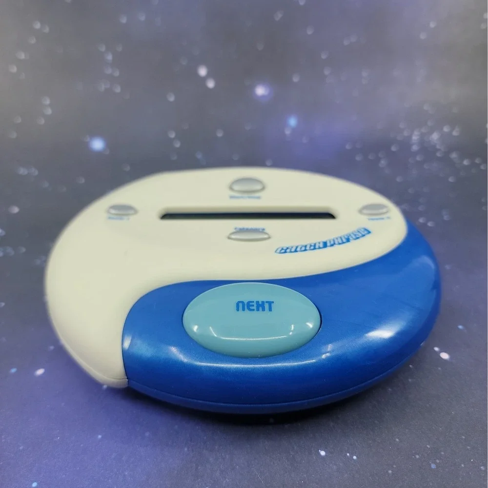 Catch Phrase Electronic Handheld Party Game White Blue 2004 Hasbro Works